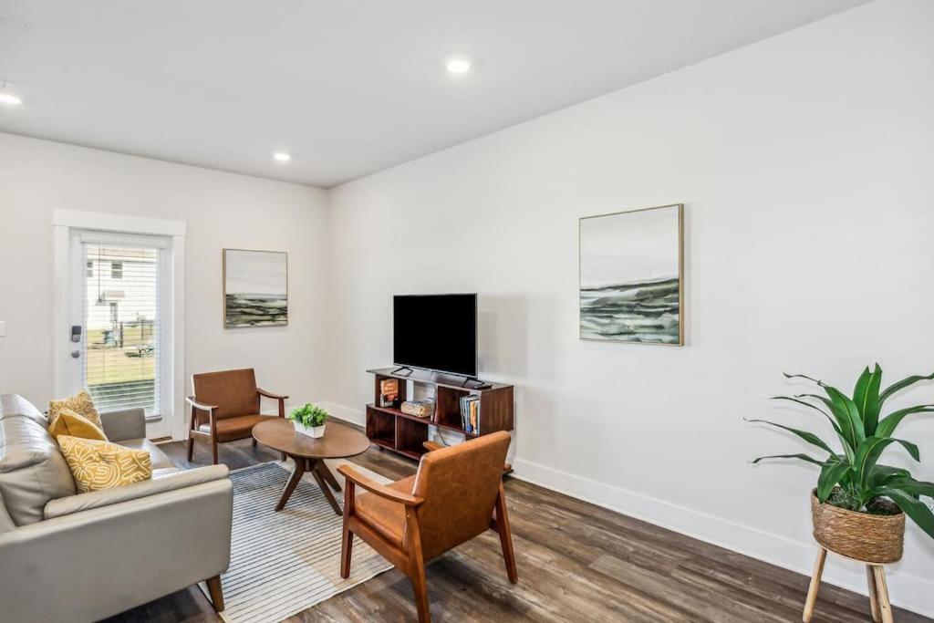 Luxury Townhome Near Downtown And Pensacola Beach Экстерьер фото