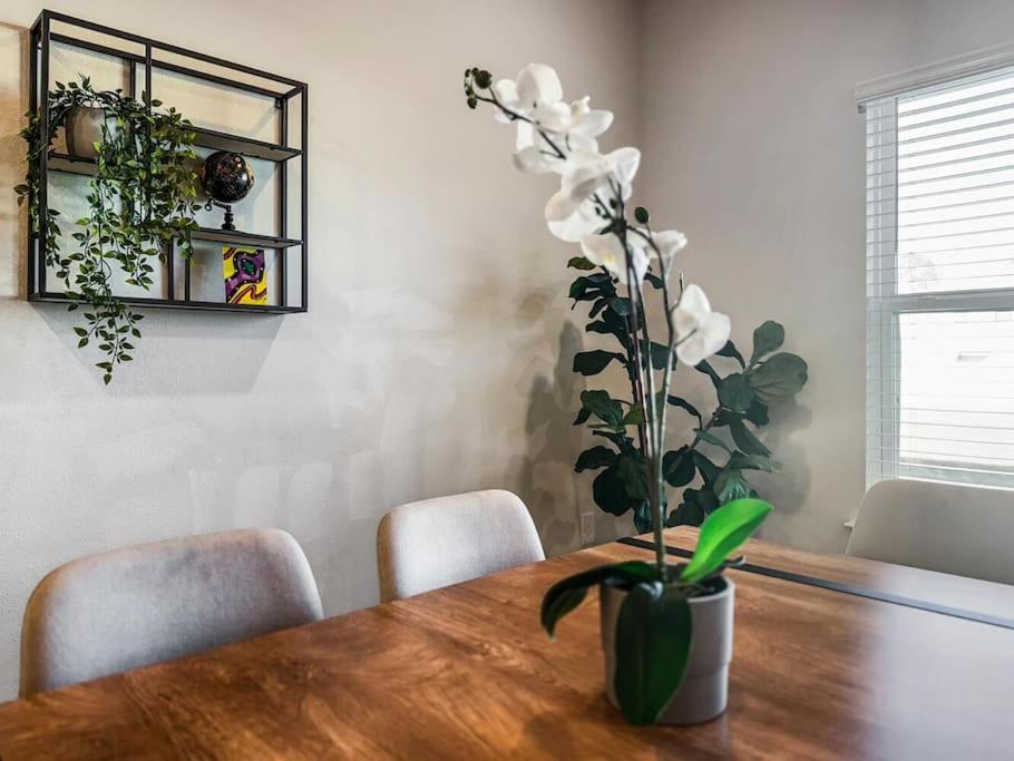 Luxury Townhome Near Downtown And Pensacola Beach Экстерьер фото