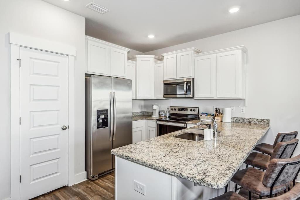 Luxury Townhome Near Downtown And Pensacola Beach Экстерьер фото