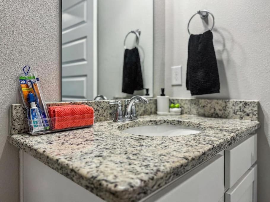 Luxury Townhome Near Downtown And Pensacola Beach Экстерьер фото