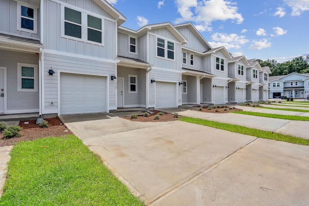 Luxury Townhome Near Downtown And Pensacola Beach Экстерьер фото
