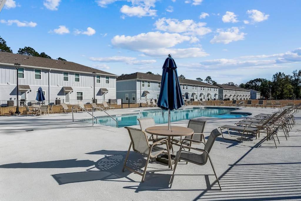 Luxury Townhome Near Downtown And Pensacola Beach Экстерьер фото