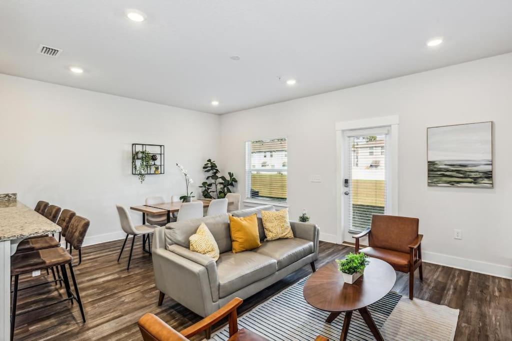 Luxury Townhome Near Downtown And Pensacola Beach Экстерьер фото